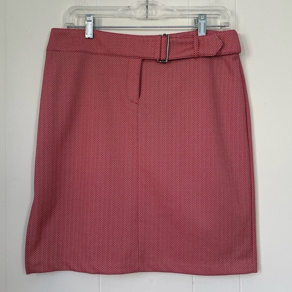 Express NEW Red Herringbone Pencil Mini Skirt Holiday Festive Size 9/10 NWT - Picture 1 of 12